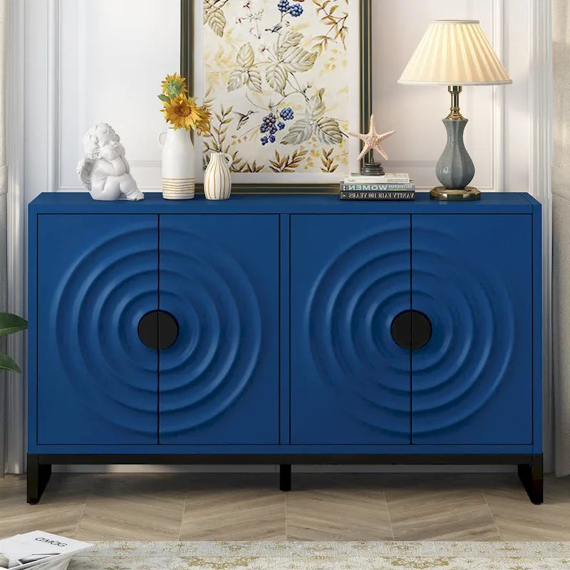 Buffet quatre portes Panneaux de porte ondulés Pieds et poignées en fer Dessus en MDF Placage en bois d'hévéa Trois étagères réglables