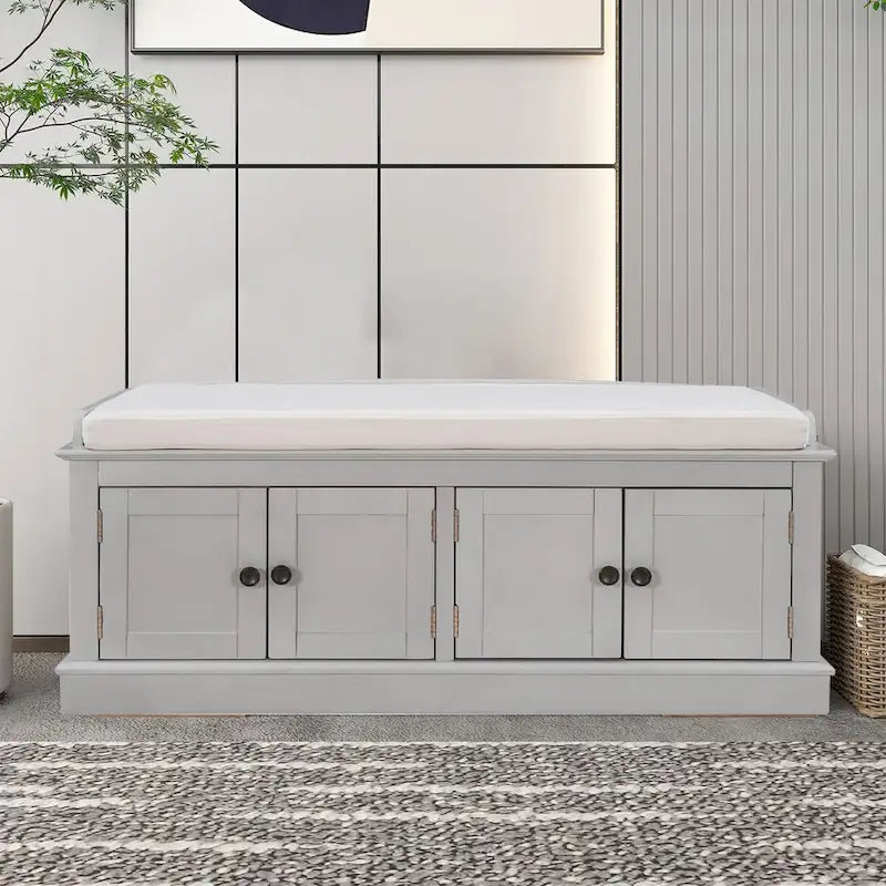 Banc de rangement vintage en bois avec coussin d'assise, meuble à quatre portes et étagères réglables