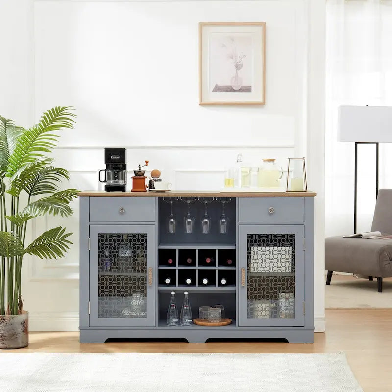 Buffet de bar 143,4 cm avec deux tiroirs, deux placards à portes vitrées, casiers à bouteilles centraux, porte-verres et gestion des câbles en MDF Chêne Clair