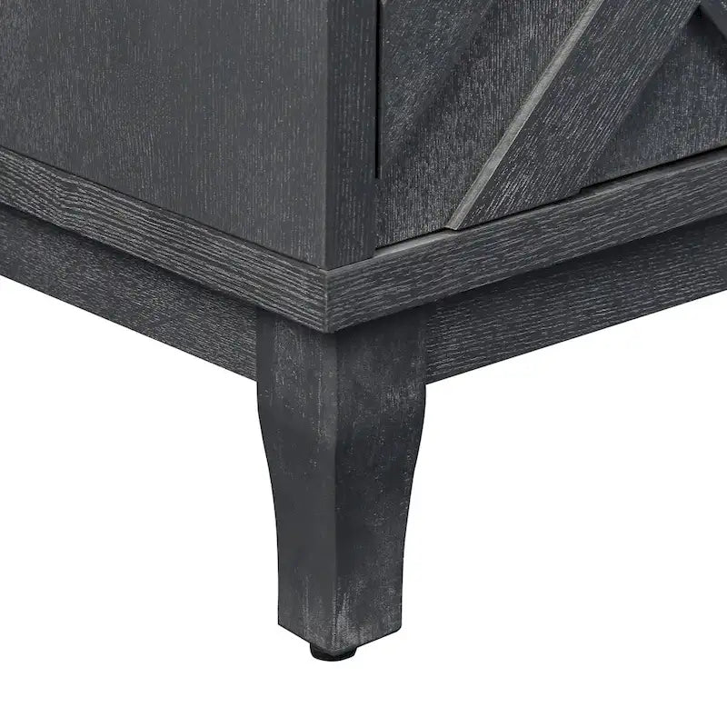 Buffet quatre portes Panneaux de porte en bois de chevron Poignées de barre noires Pieds coniques Fini gris foncé antique vieilli Patins de protection pour le sol