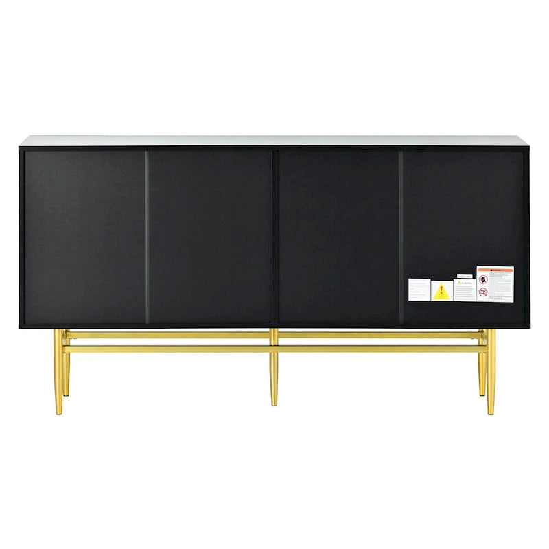Buffet quatre portes Panneaux de porte cannelés à rayures verticales Poignées de barre dorées Base en métal doré Étagères réglables Plateau en panneaux de particules MDF
